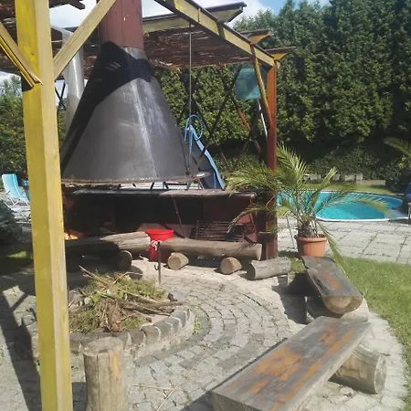 U Lípy Penzion