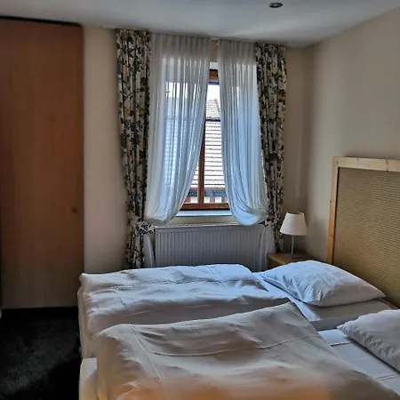 בית הארחה U Lipy Jestrebi (Liberec)
